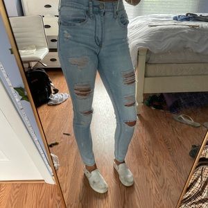 Super cute skinny jeans